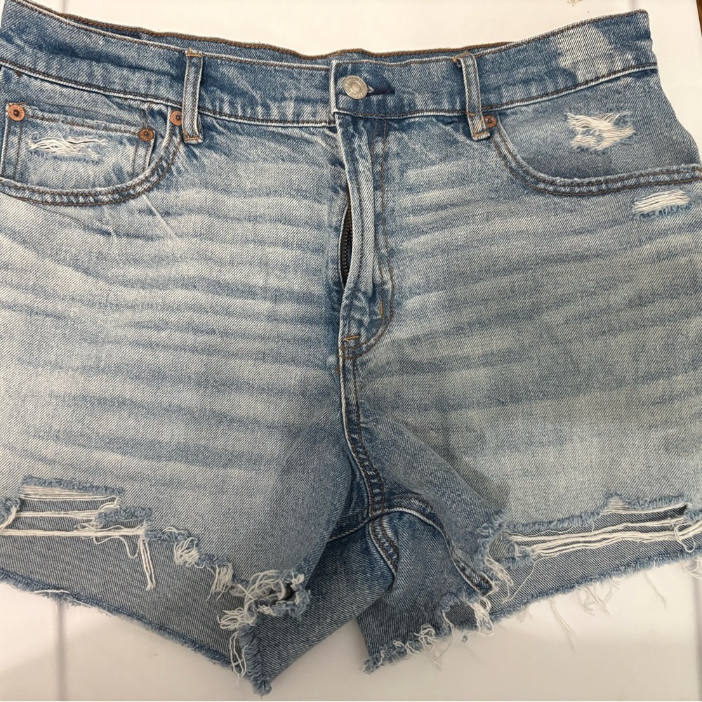 American Eagle Blue Distressed high rise mom Shorts